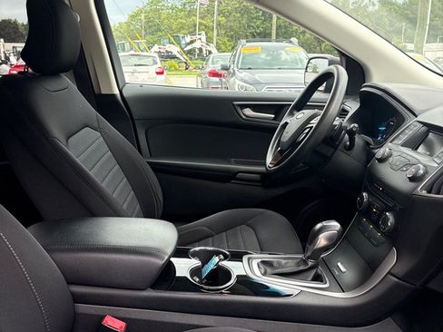 Used 2016 Ford Edge SE AWD/4WD image 14