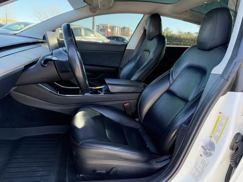 Used 2018 Tesla Model 3 Long Range image 25