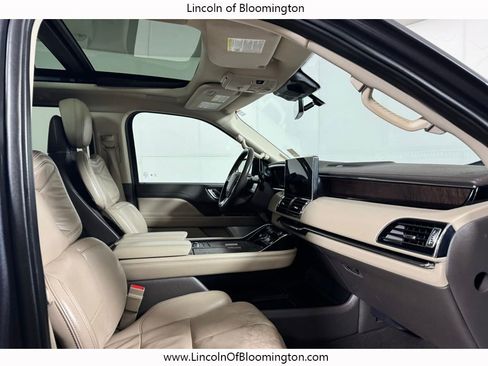 Certified 2022 Lincoln Navigator L Reserve AWD/4WD image 17