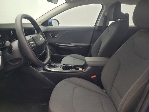 Used 2025 Kia K4 FWD image 17