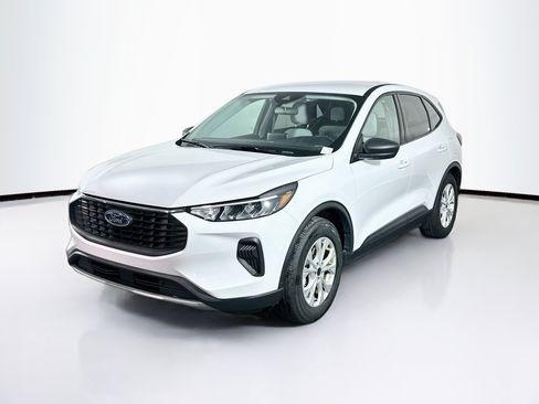Used 2025 Ford Escape Active FWD image 3
