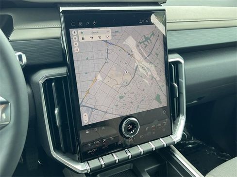 New 2025 GMC Acadia Elevation image 18