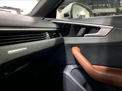 Used 2021 Audi A4 2.0T Premium w/ Convenience Package image 26