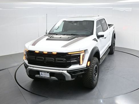 Used 2025 Ford F150 Raptor AWD/4WD image 42