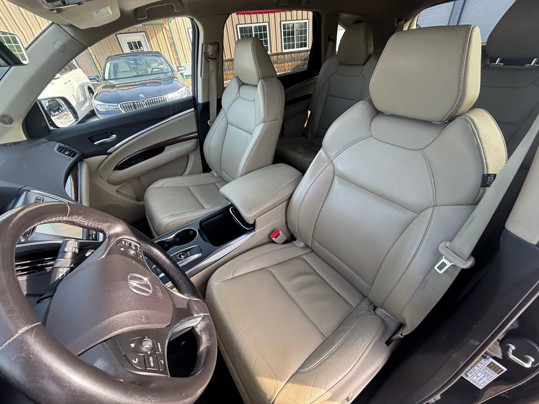 Used 2017 Acura MDX w/ Technology Package AWD/4WD image 27