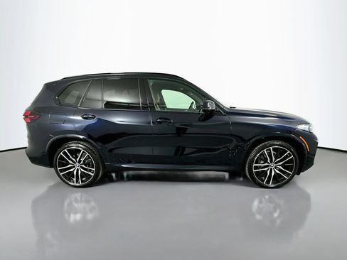 Used 2026 BMW X5 xDrive40i w/ M Sport Package AWD/4WD image 4