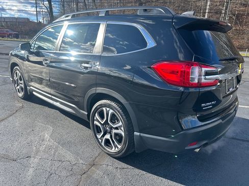 Used 2023 Subaru Ascent Touring image 3