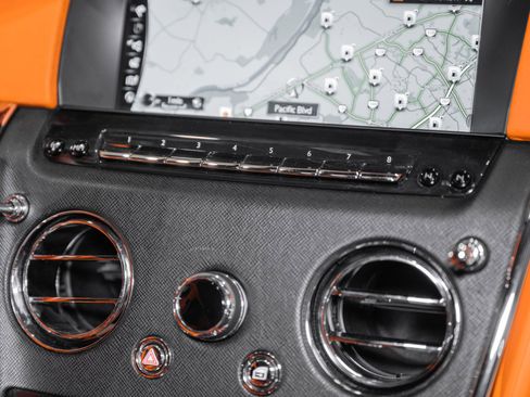 Used 2020 Rolls-Royce Cullinan image 39