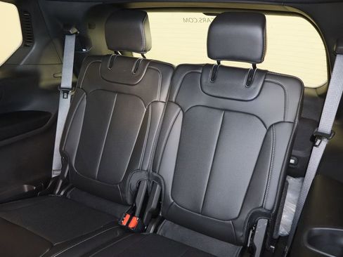 New 2025 Jeep Grand Cherokee L Limited image 18