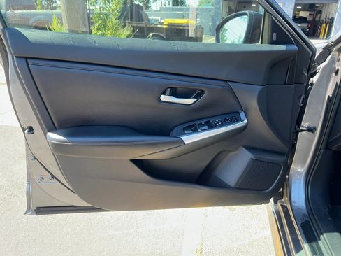 Used 2021 Nissan Sentra SR FWD image 7