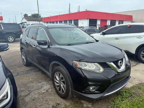 Used 2015 Nissan Rogue SL w/ SL Premium Package FWD image 4