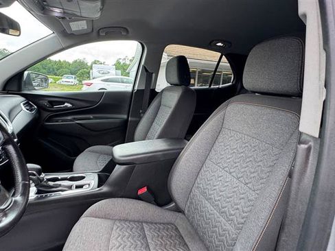 Used 2022 Chevrolet Equinox LT w/ Driver Convenience Package FWD image 31