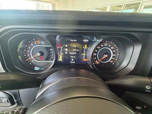 New 2025 Jeep Gladiator Mojave w/ Safety Group image 28