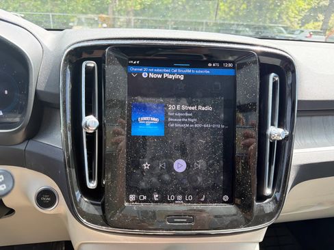 Certified 2023 Volvo XC40 B5 Plus w/ Protection Package Premier AWD/4WD image 68