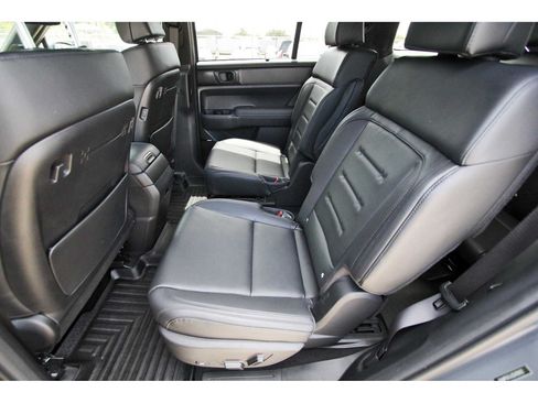 Used 2025 Hyundai Santa Fe Calligraphy AWD/4WD image 13
