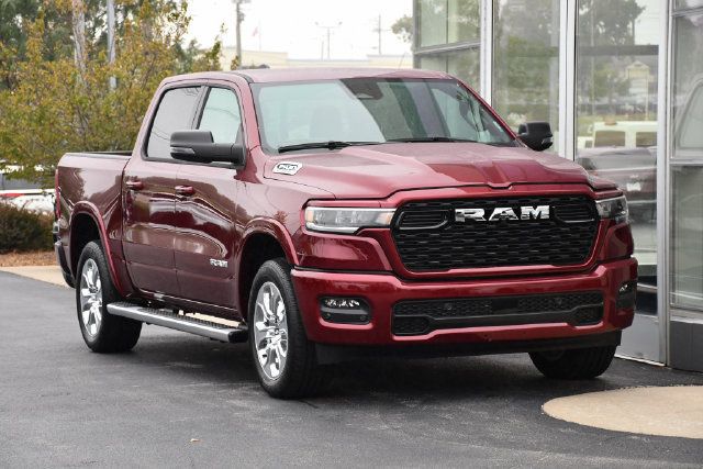 Used 2025 RAM 1500 Big Horn AWD/4WD image 5