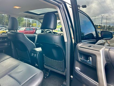 Certified 2022 Toyota 4Runner Limited AWD/4WD image 13