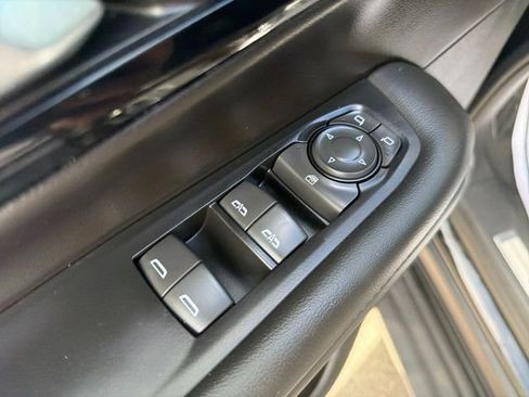 Used 2025 Chevrolet Tahoe LT AWD/4WD image 11