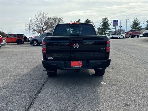 New 2026 Nissan Frontier SV image 5