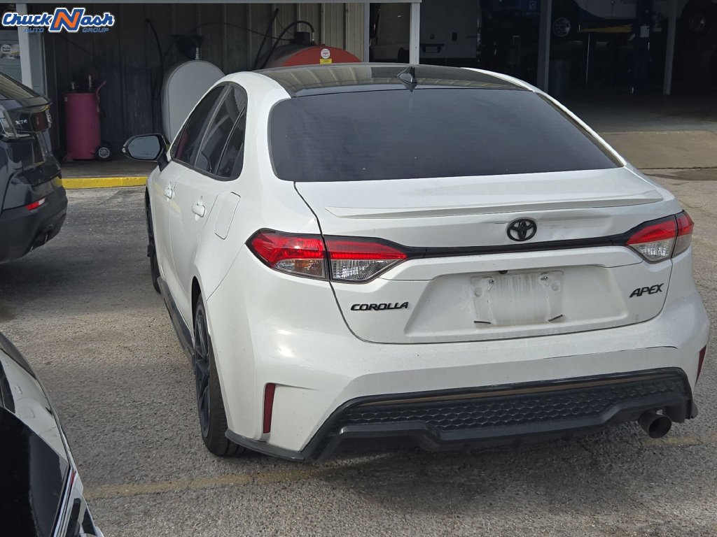 Used 2021 Toyota Corolla SE FWD image 6