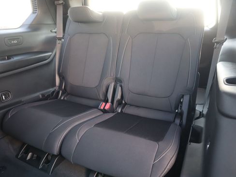 New 2026 Jeep Grand Cherokee L Laredo AWD/4WD image 13