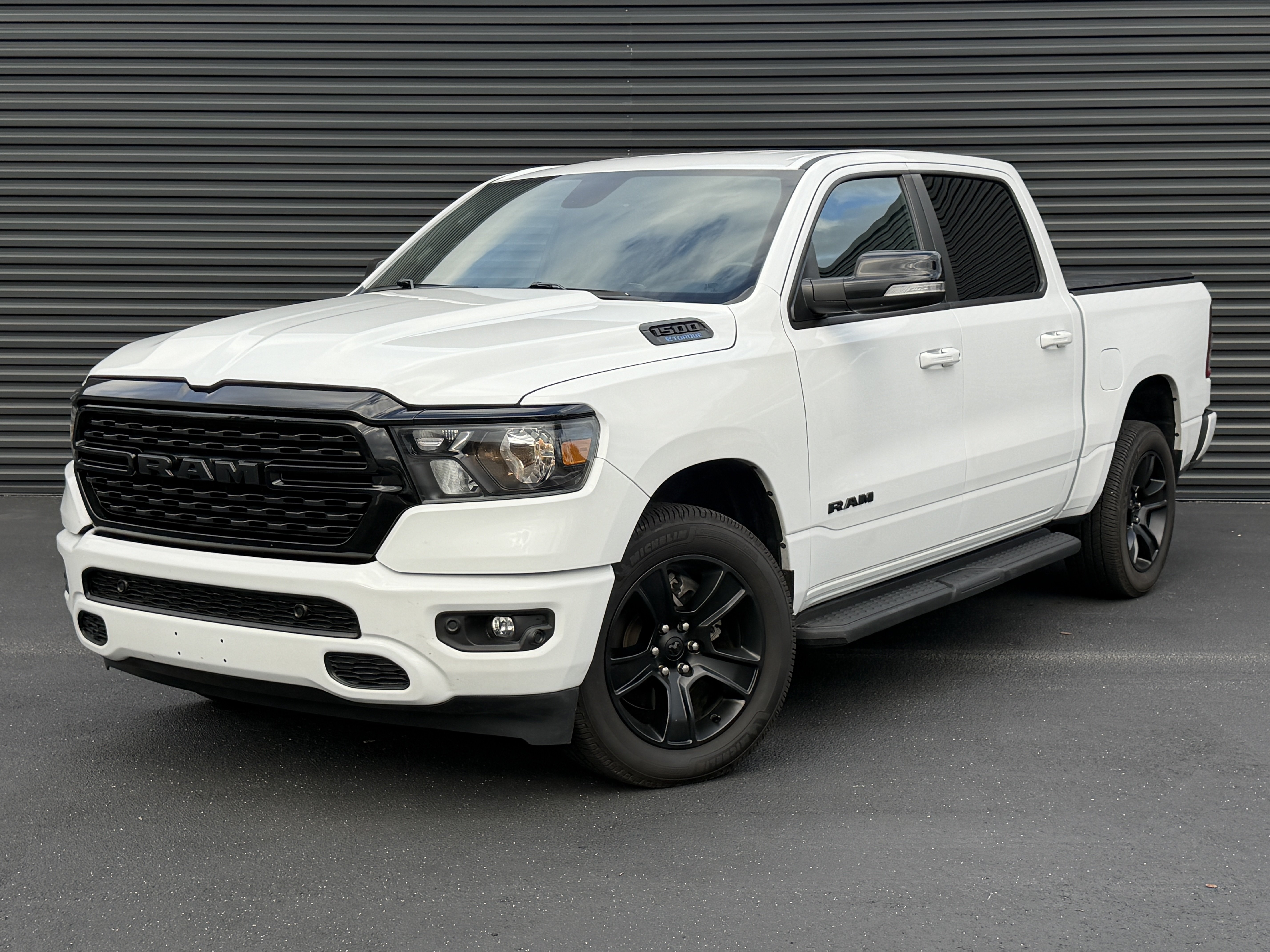 Used 2022 RAM 1500 Big Horn AWD/4WD image 1
