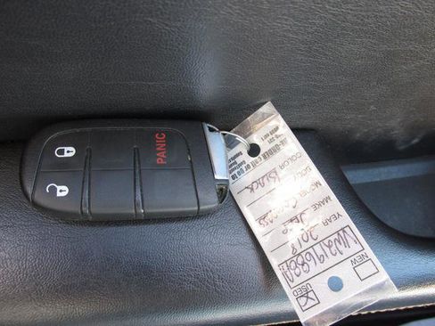 Used 2018 Jeep Compass Latitude AWD/4WD image 17