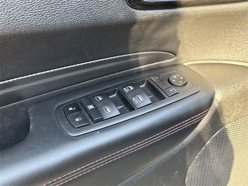 Used 2023 Dodge Durango GT image 27