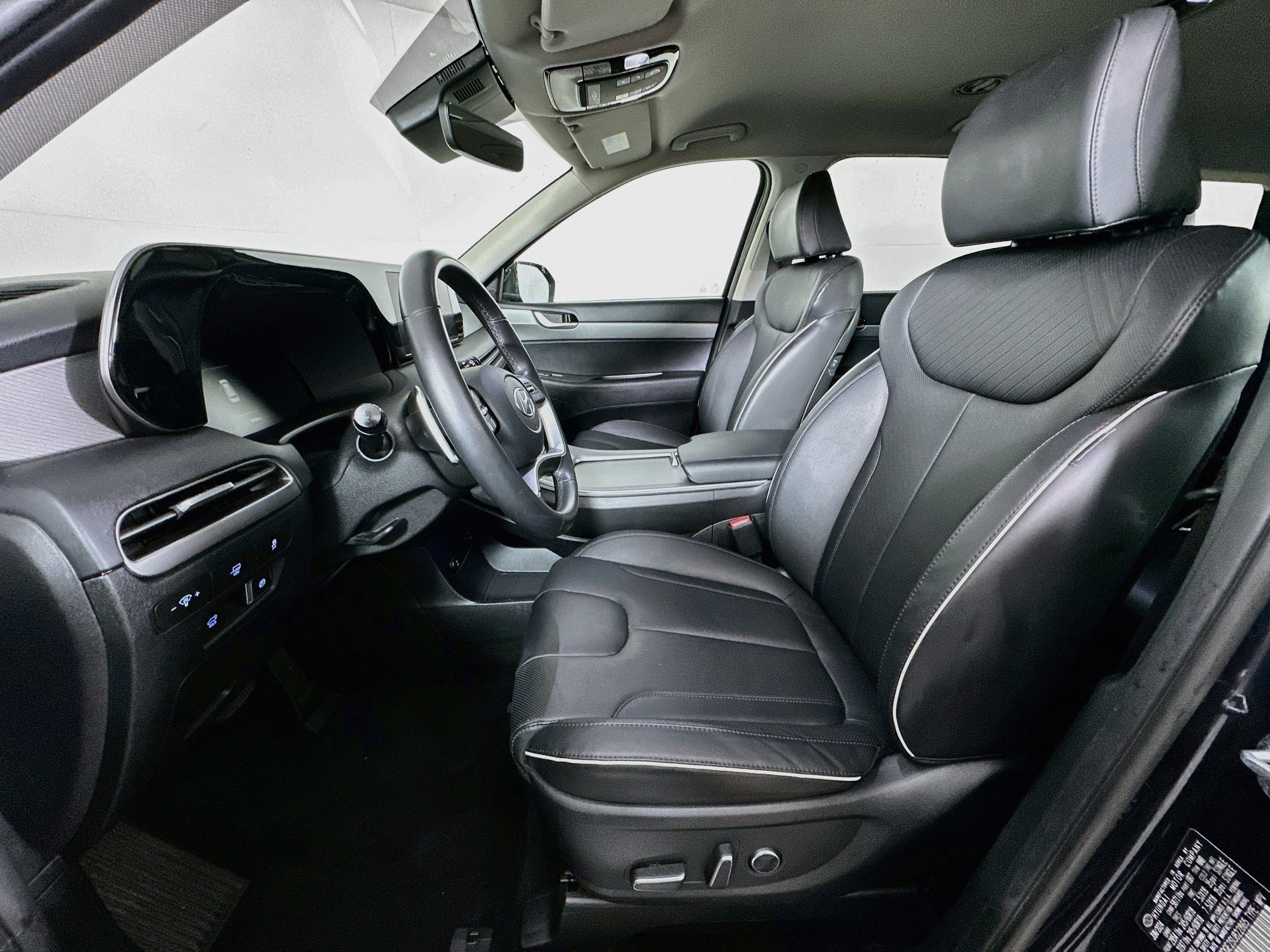 Used 2025 Hyundai Palisade SEL AWD/4WD image 13