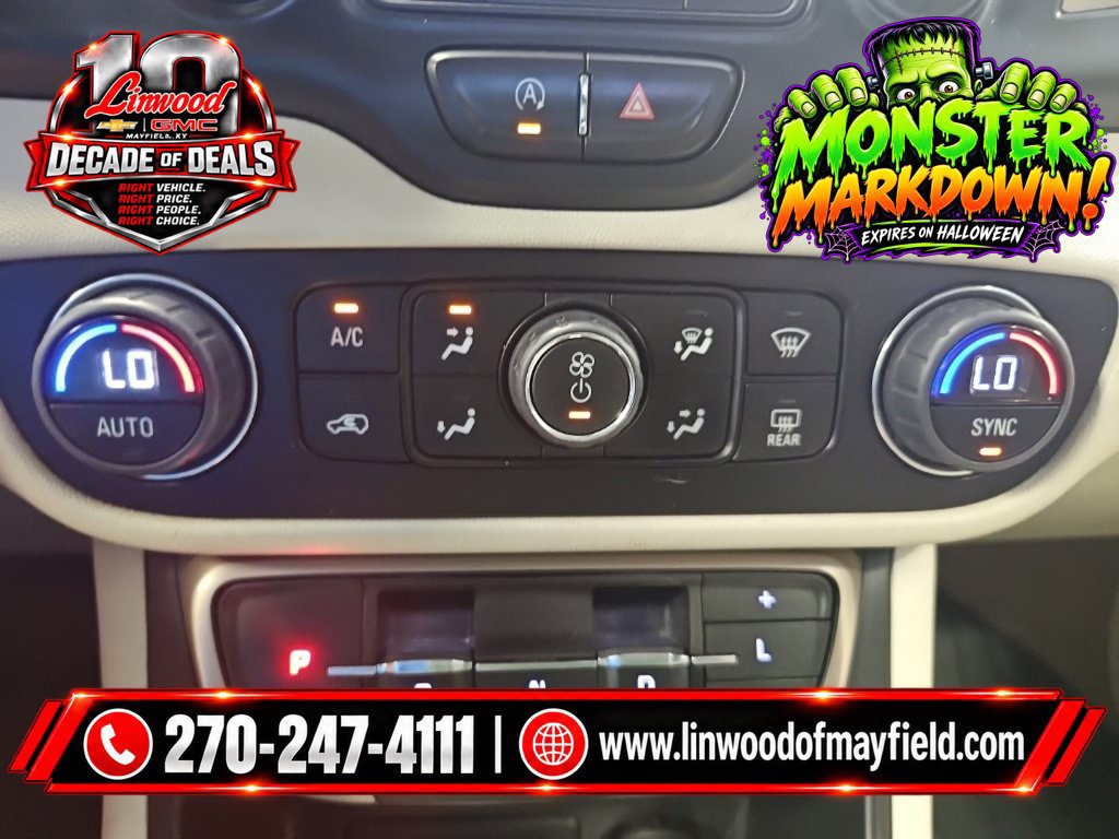 Used 2023 GMC Terrain Denali AWD/4WD image 25