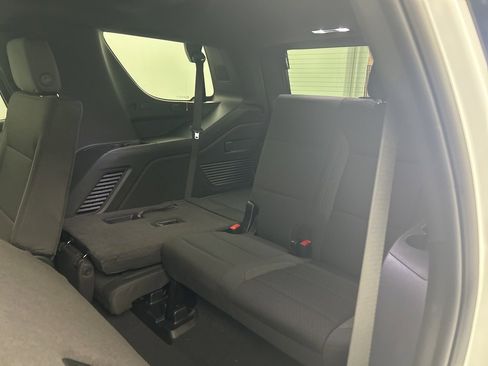 New 2026 Chevrolet Tahoe LS image 10