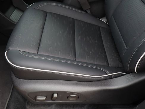 New 2026 Buick Enclave Sport Touring w/ Power Package image 17