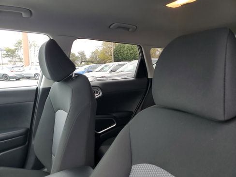 Used 2023 Kia Soul LX image 16