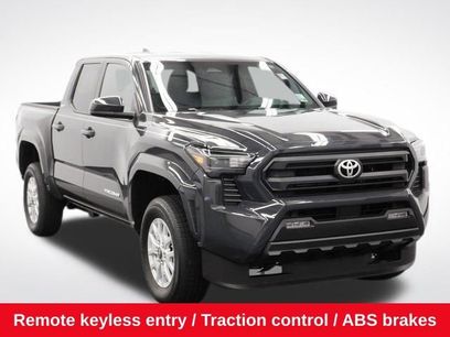 Used 2025 Toyota Tacoma SR5