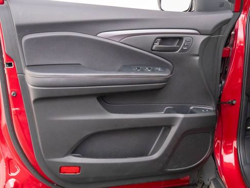 Certified 2023 Honda Passport TrailSport image 12