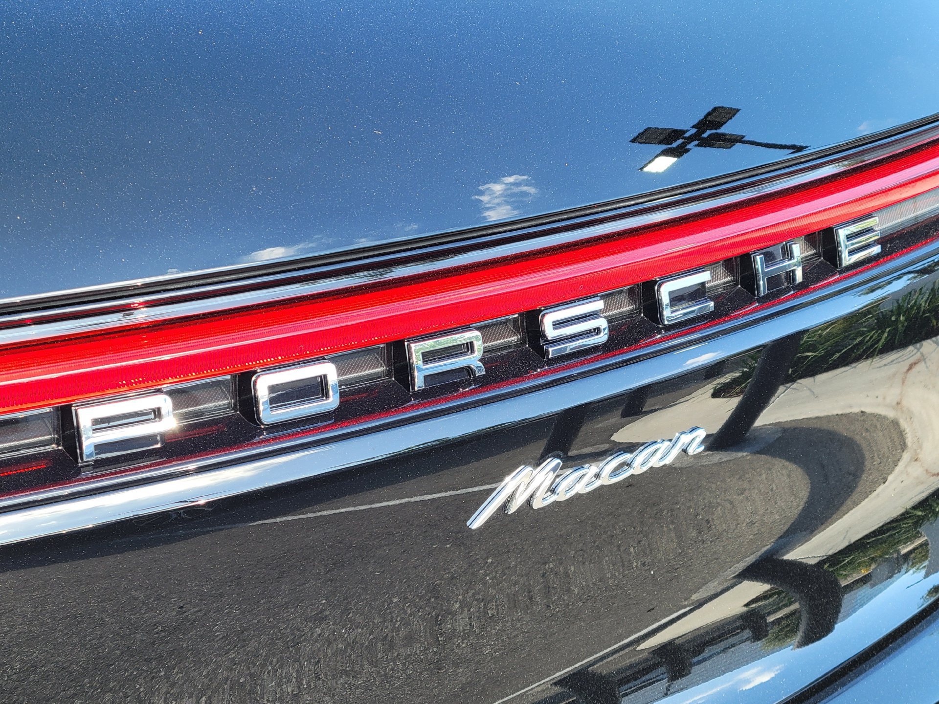 Used 2026 Porsche Macan AWD/4WD image 33