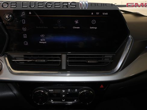 Certified 2024 Chevrolet Trax LT w/ LT Convenience Package image 20