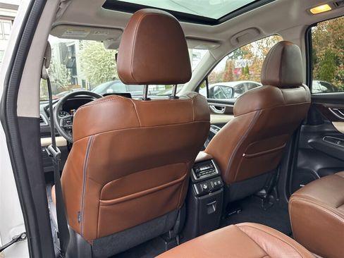 Used 2019 Subaru Ascent Touring w/ Popular Package #3 AWD/4WD image 14