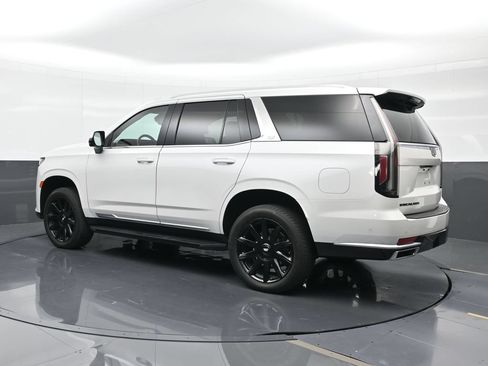 Used 2023 Cadillac Escalade Premium Luxury Platinum AWD/4WD image 2