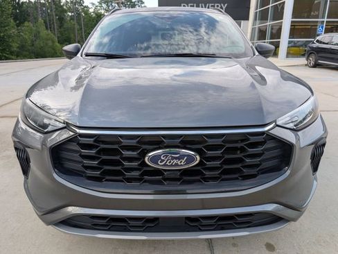 Used 2024 Ford Escape ST-Line w/ Tech Pack #1 FWD image 8