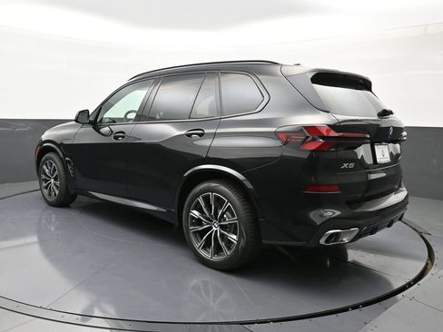 New 2026 BMW X5 xDrive50e w/ M Sport Package image 5