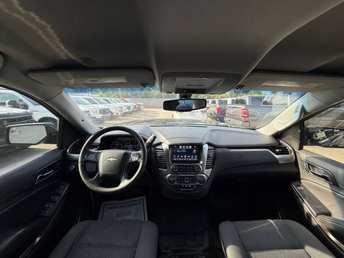 Used 2020 Chevrolet Tahoe 2WD w/ Remote Keyless Entry Package image 18