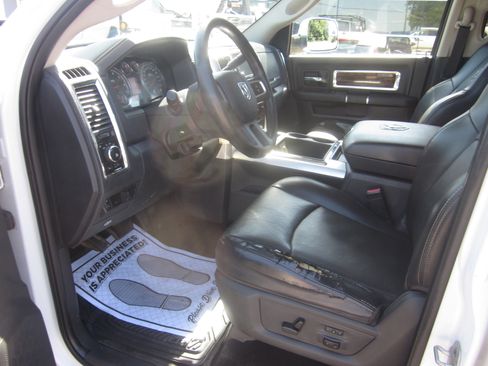 Used 2011 RAM 2500 Laramie AWD/4WD image 11