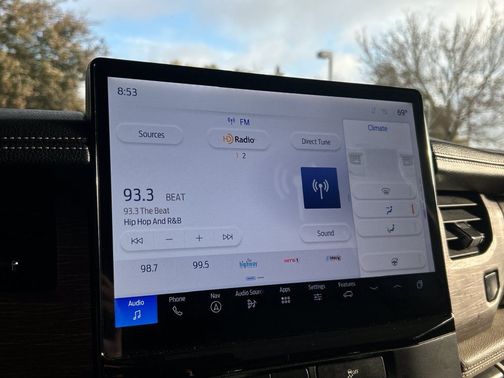 Used 2024 Ford Expedition Max Limited RWD image 21