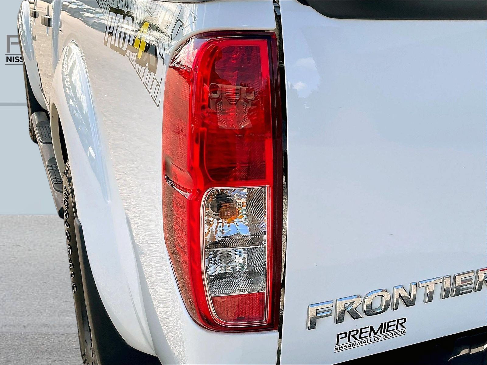 Certified 2020 Nissan Frontier PRO-4X w/ Pro-4x Utility Package AWD/4WD image 26