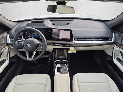 New 2027 BMW X1 xDrive28i AWD/4WD image 15