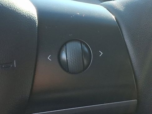 Used 2018 Tesla Model 3 Long Range image 23