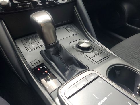 Used 2025 Lexus IS 300 w/ Premium Package RWD image 33