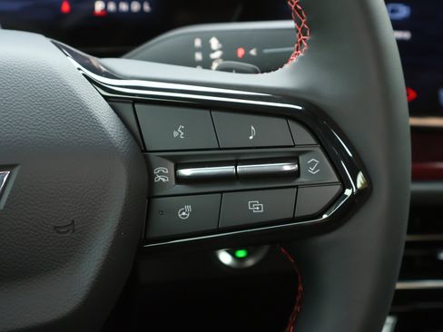 New 2026 Chevrolet Traverse RS image 17