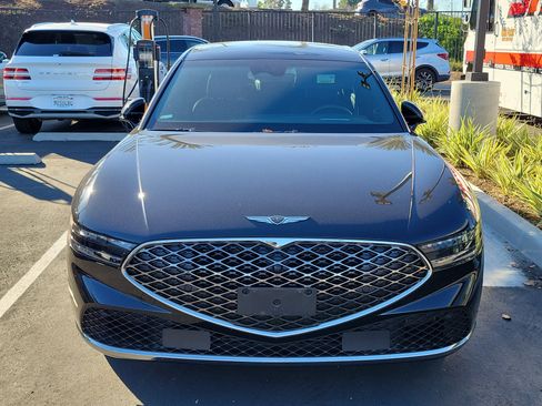 Used 2024 Genesis G90 3.5T image 2